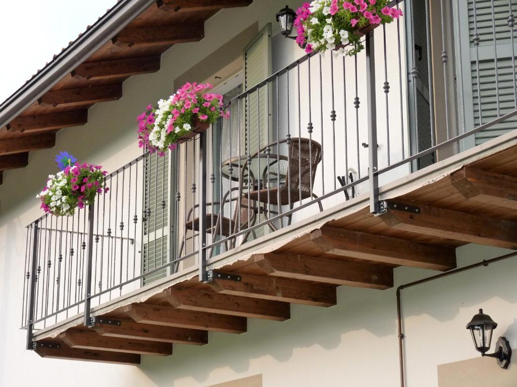 B&B Mario & Mario Trezzo Tinella Dış mekan fotoğraf